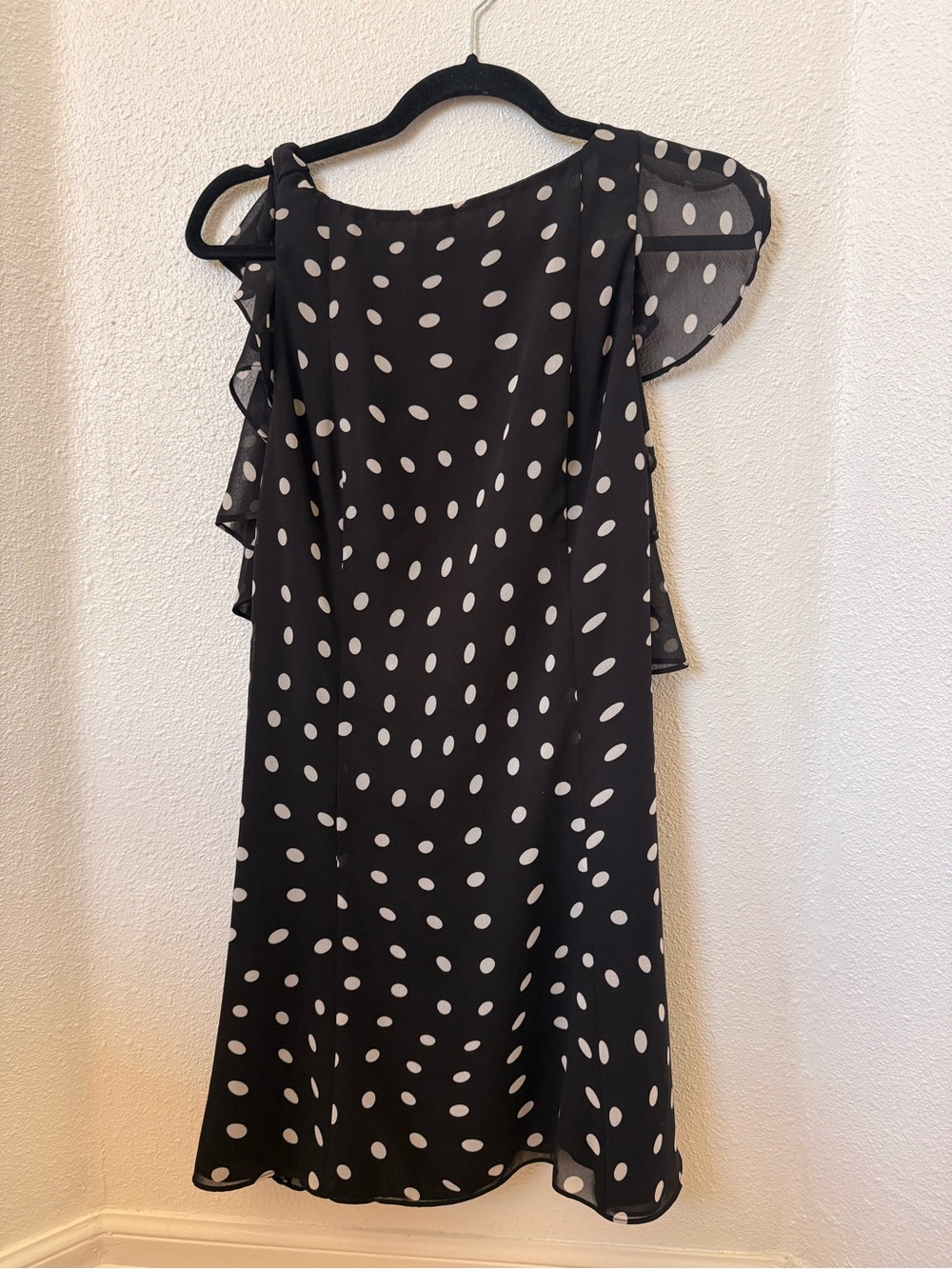 Giulia Mini Dress in Black & Cream Dot
LPA - Picture 2 of 6